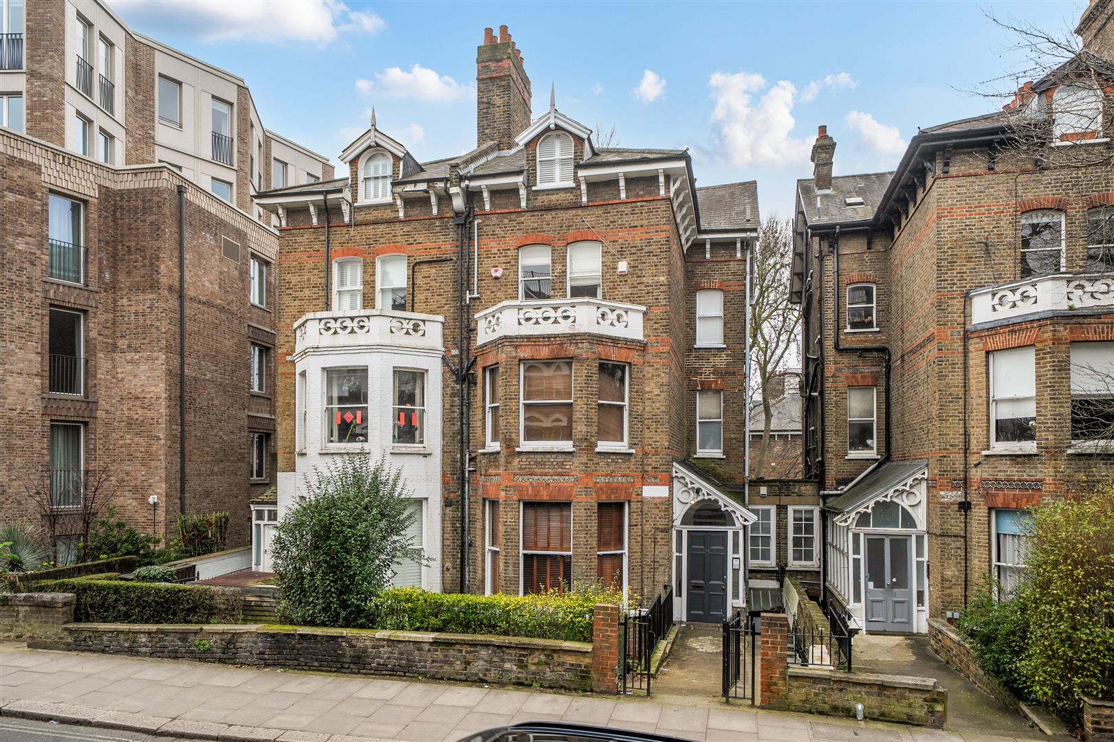 Fitzjohns Avenue Hampstead NW3 6NY