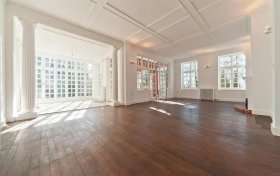 Rosecroft Avenue Hampstead NW3 7QB