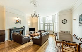 College Crescent, London, NW3 5LH