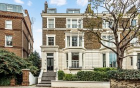 College Crescent, London, NW3 5LH