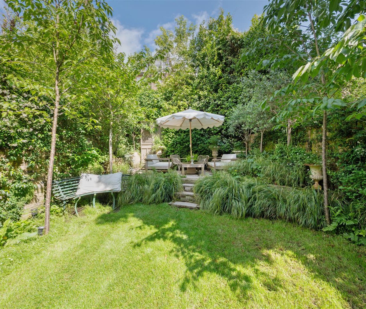 South Hill Park Gardens Hampstead NW3 2TG