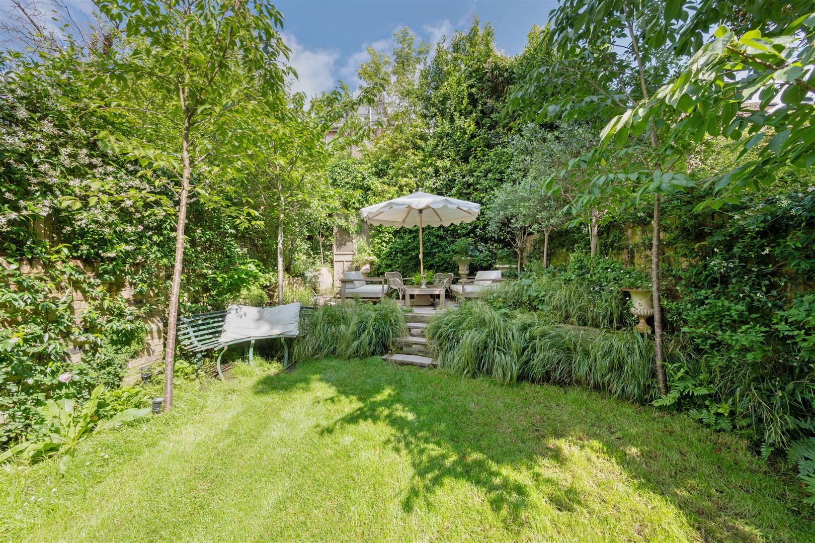 South Hill Park Gardens Hampstead NW3 2TG