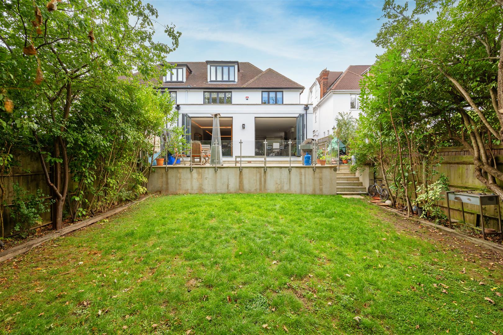 Armitage Road Golders Green NW11 8RA