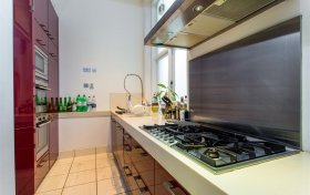 Belsize Park Gardens Belsize Park NW3 4JP