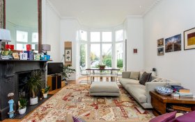 Belsize Park Gardens Belsize Park NW3 4JP