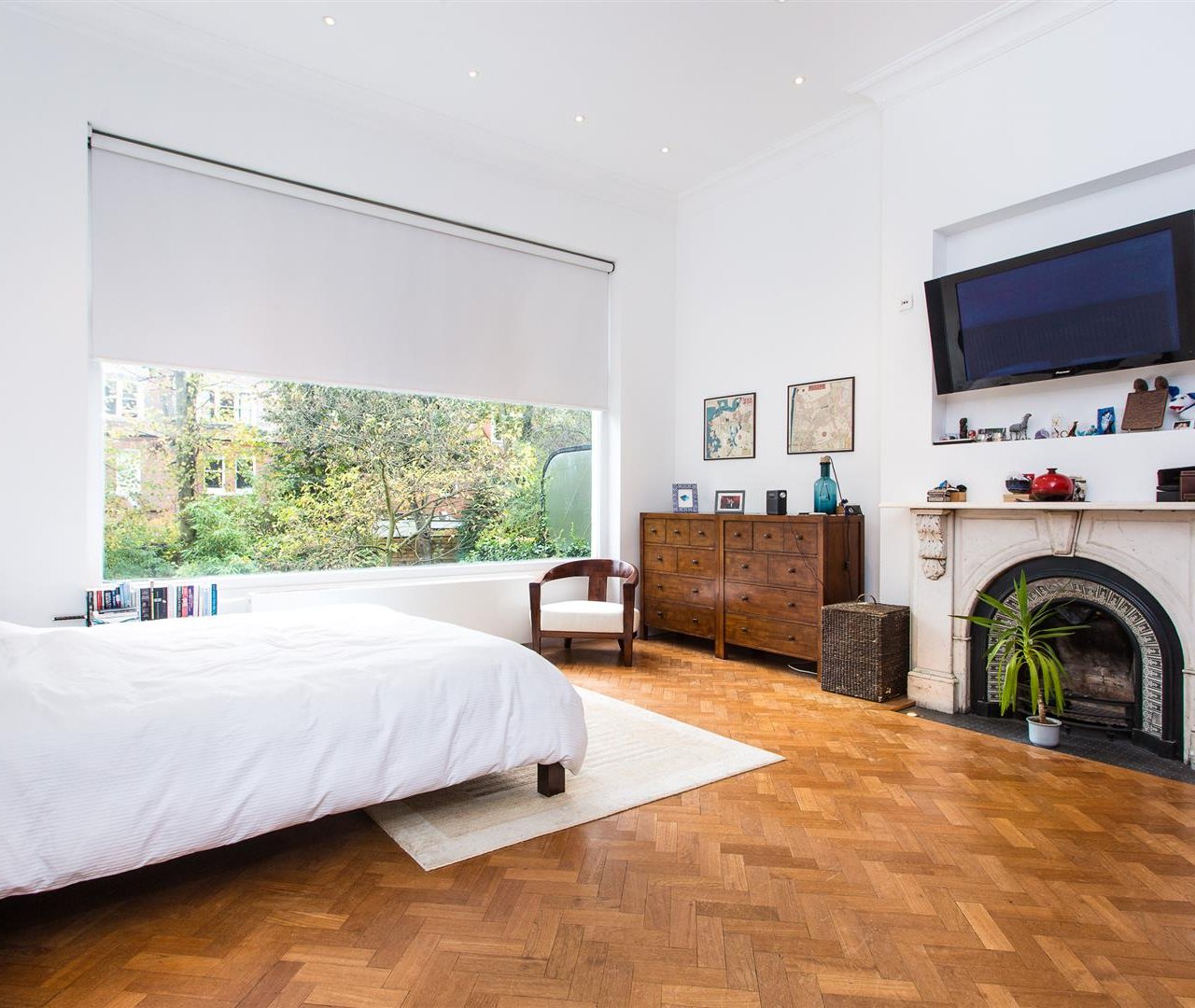 Belsize Park Gardens Belsize Park NW3 4JP