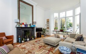 Belsize Park Gardens Belsize Park NW3 4JP