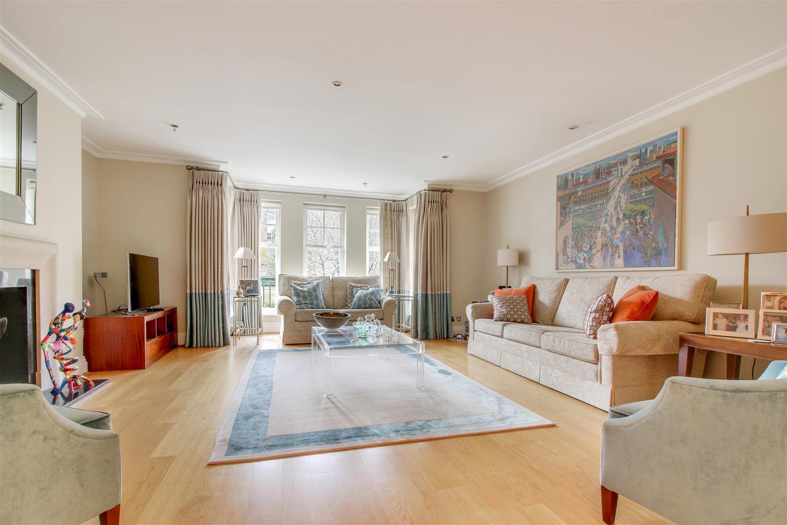Mountview Close Golders Hill Park NW11 7HG