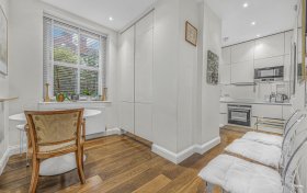 Heath Drive Hampstead NW3 7TA