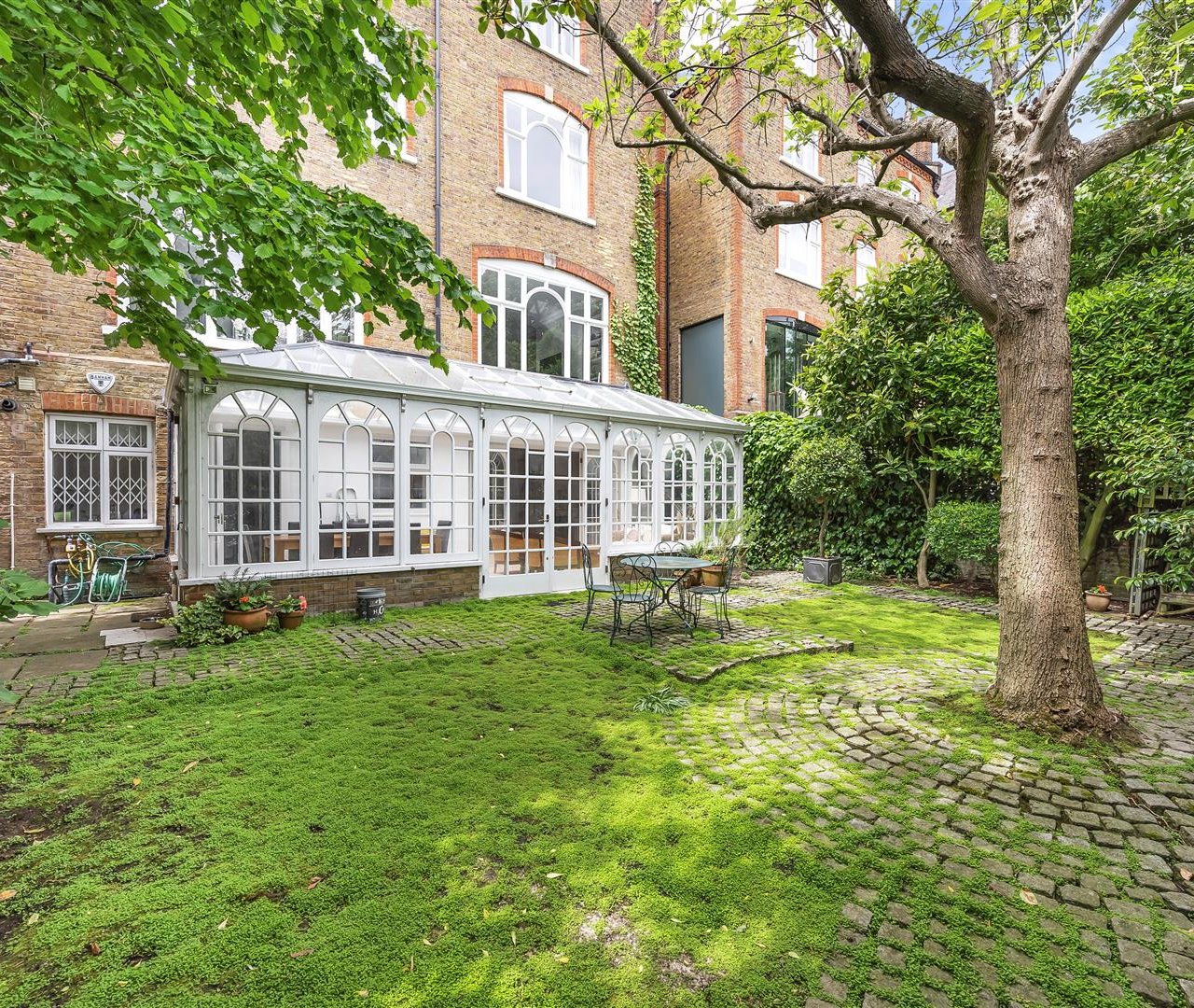 Holford Road Hampstead Village NW3 1AD