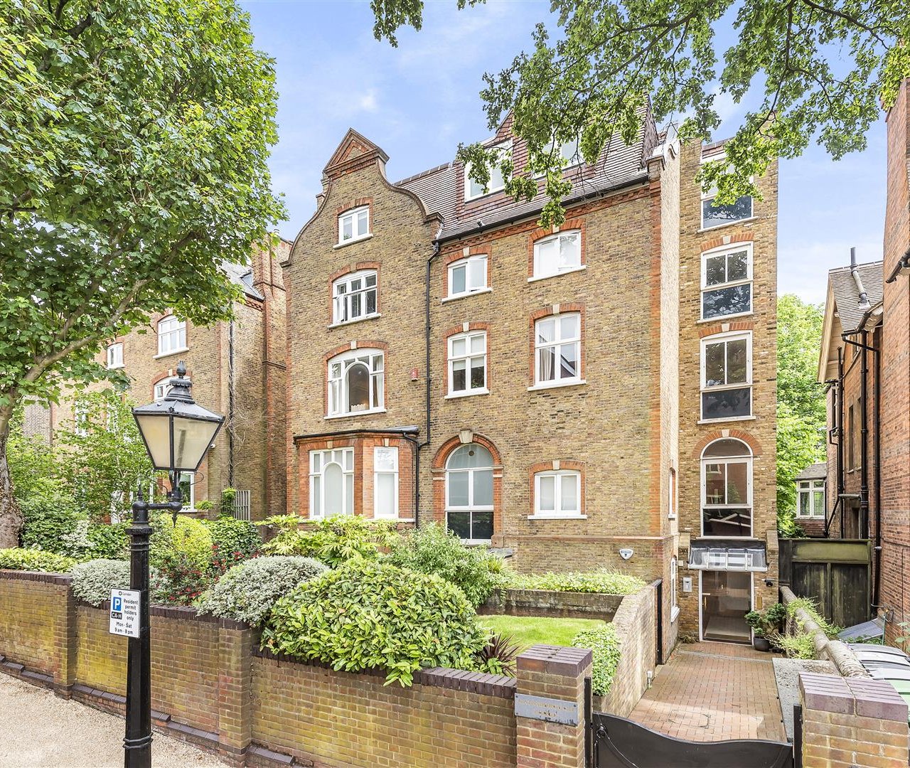 Holford Road Hampstead Village NW3 1AD