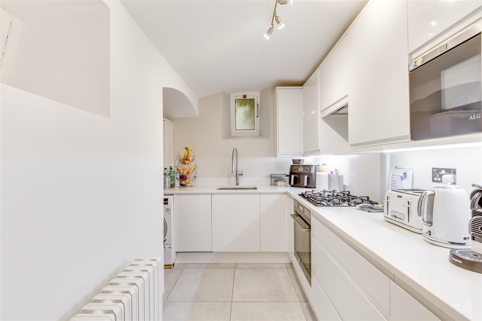 Fitzjohn's Avenue, Hampstead, NW3 6PH
