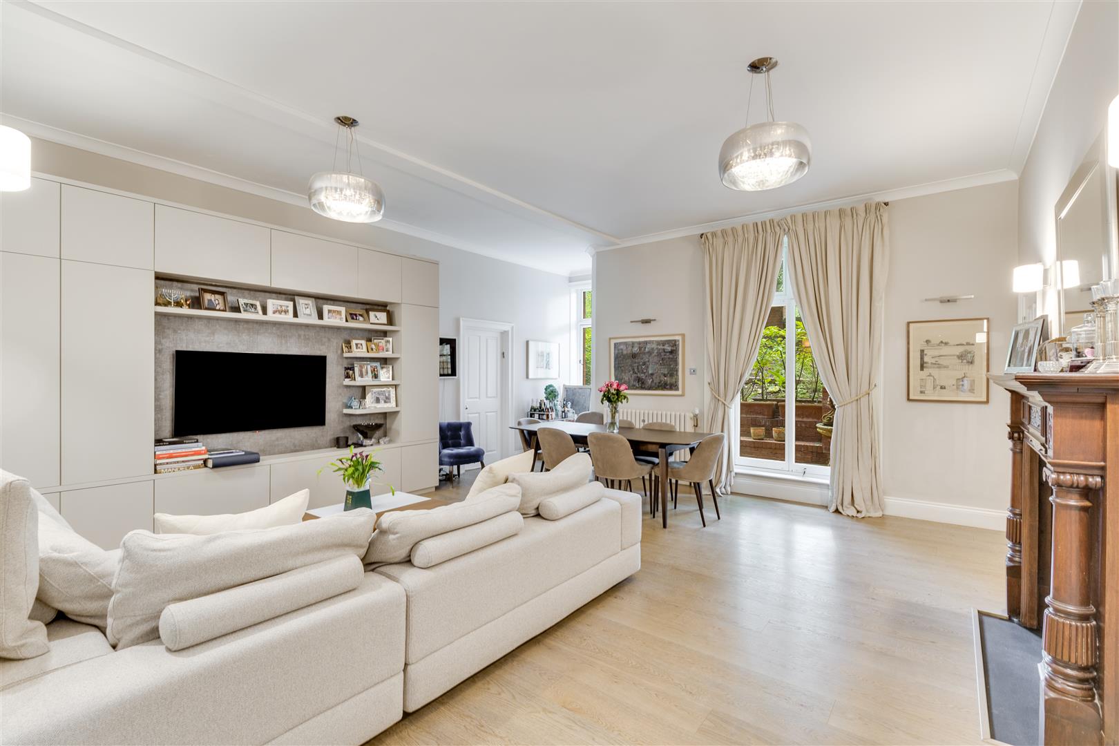 Fitzjohn's Avenue, Hampstead, NW3 6PH