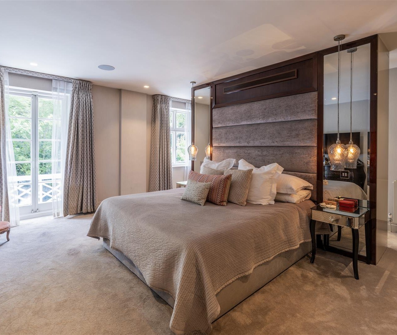 Reynolds Close Hampstead Garden Suburb NW11 7EA