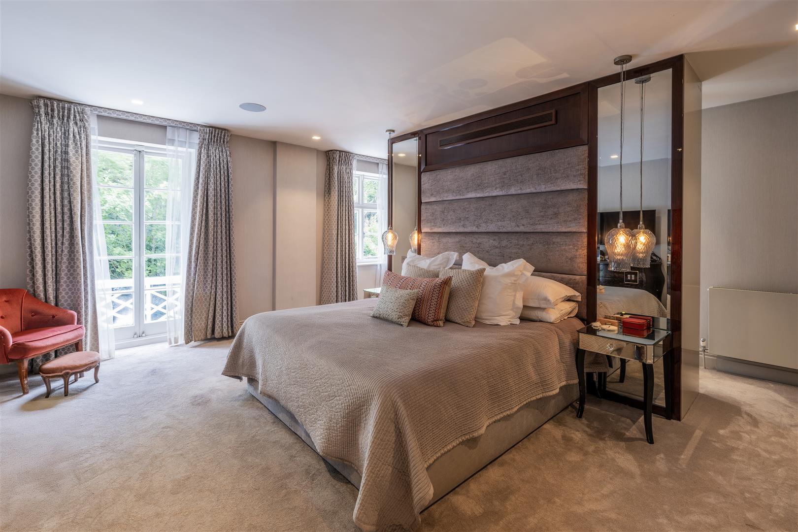 Reynolds Close Hampstead Garden Suburb NW11 7EA