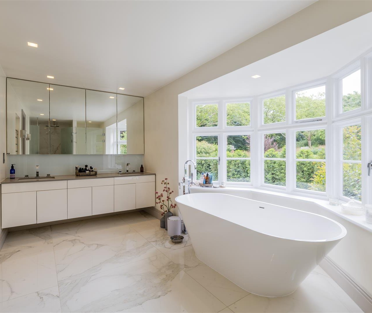 Reynolds Close Hampstead Garden Suburb NW11 7EA