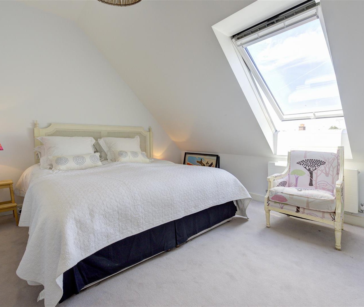 Wycombe Gardens Golders Green NW11 8AN