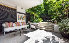 Wycombe Gardens Golders Green NW11 8AN