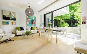 Wycombe Gardens Golders Green NW11 8AN