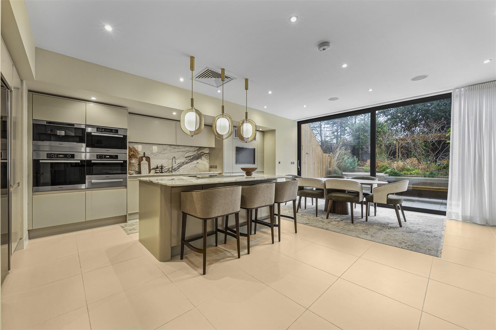 Golders Park Close Golders Hill Park NW11 7QR