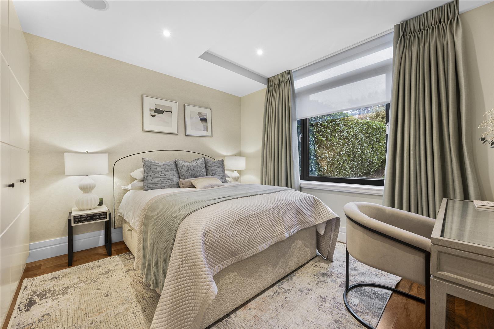 Golders Park Close Golders Hill Park NW11 7QR