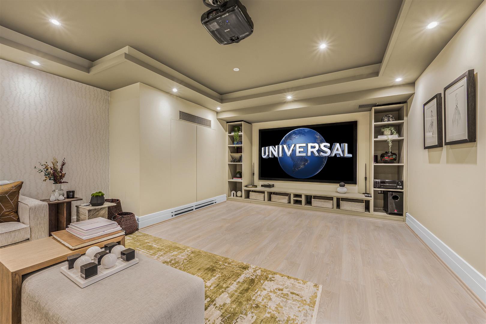 Golders Park Close Golders Hill Park NW11 7QR