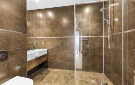 Golders Park Close Golders Hill Park NW11 7QR