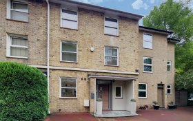 St. John’s Wood Park St. John’s Wood NW8 6NN