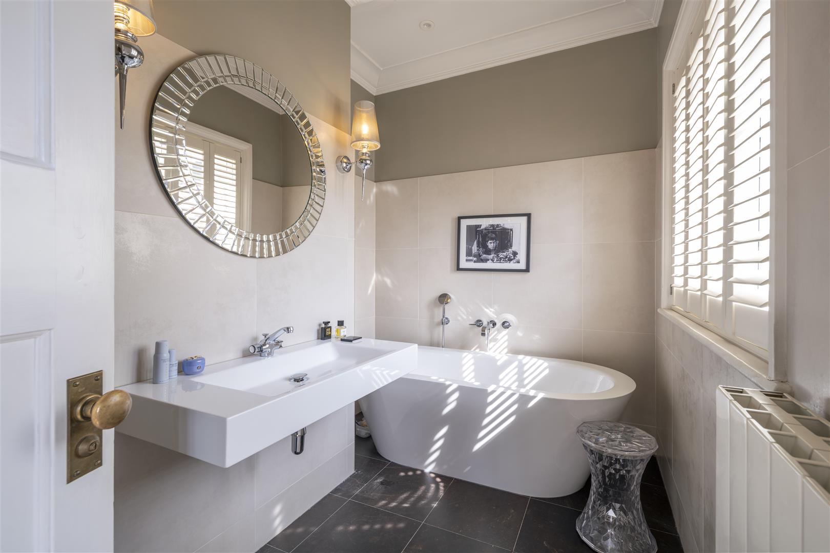 Kidderpore Gardens Hampstead NW3 7SS