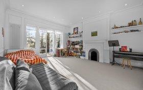 Heath Drive Hampstead NW3 7SL