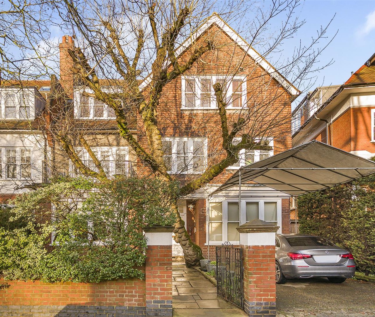 Heath Drive Hampstead NW3 7SL