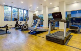 Hampstead Lane Highgate N6 4RU