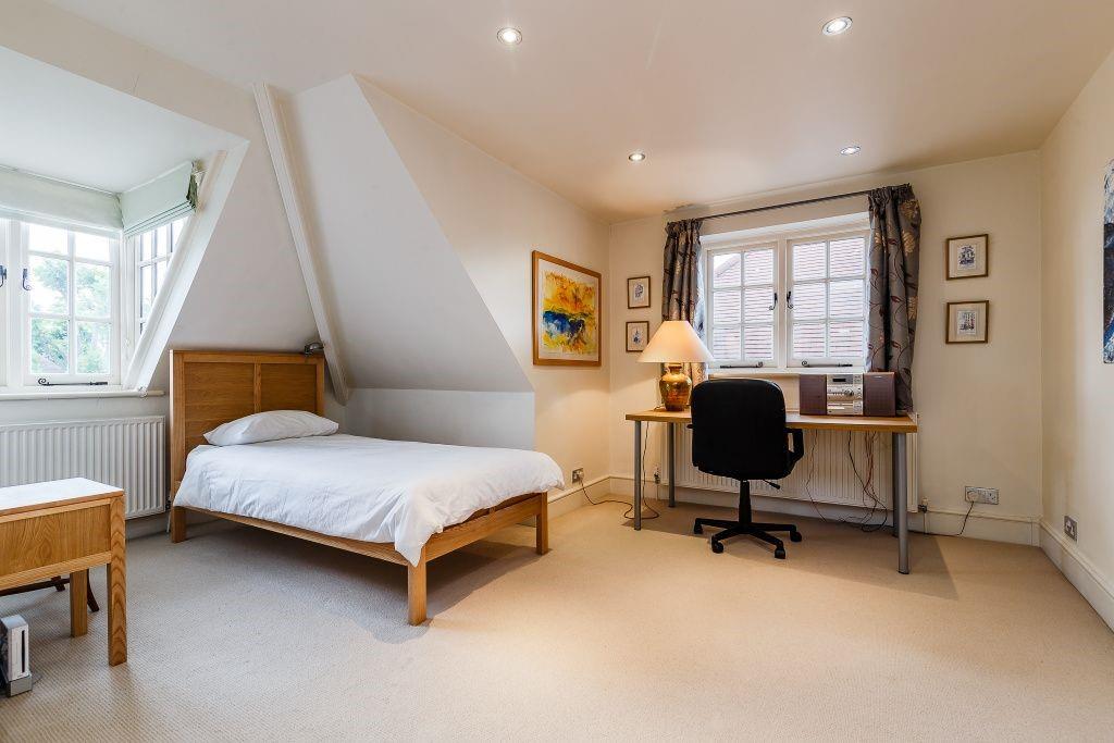 Ferncroft Avenue Hampstead NW3 7PH