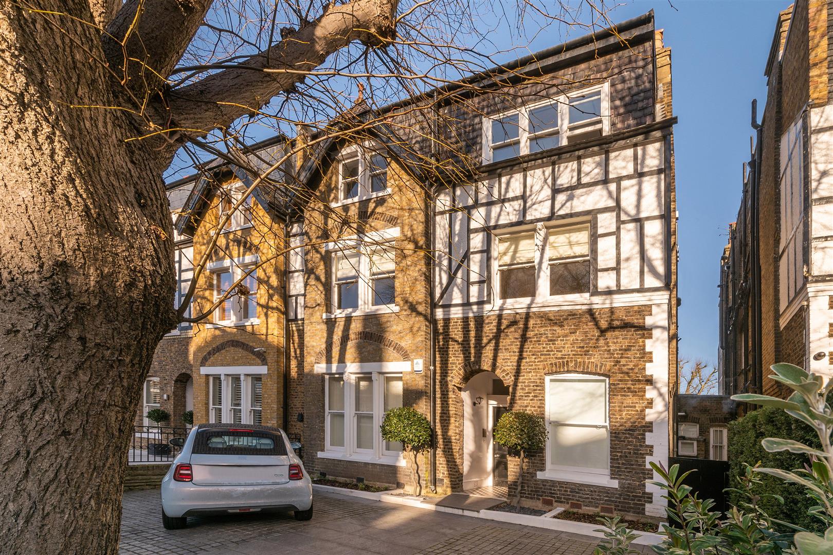 Elsworthy Road Primrose Hill NW3 3DJ