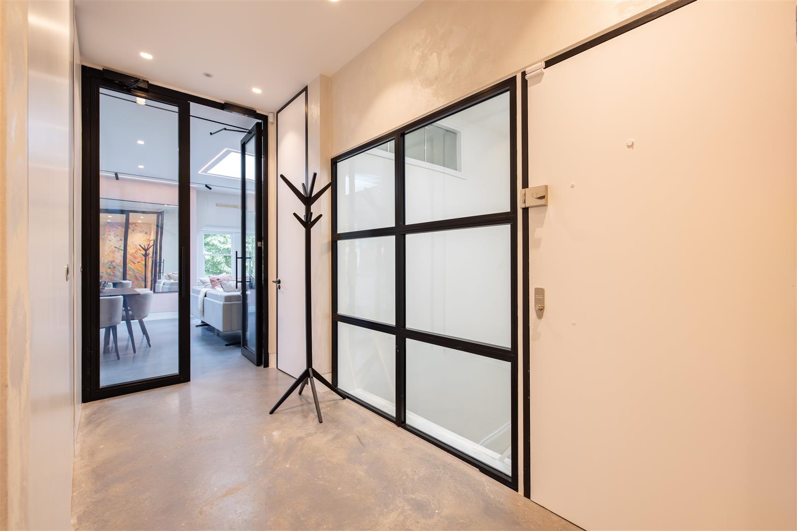 Elsworthy Road Primrose Hill NW3 3DJ