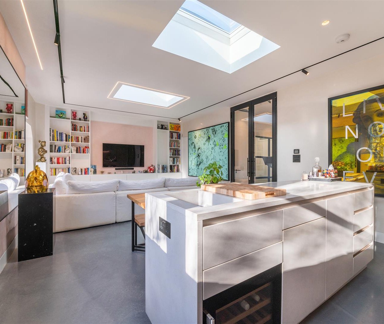 Elsworthy Road Primrose Hill NW3 3DJ