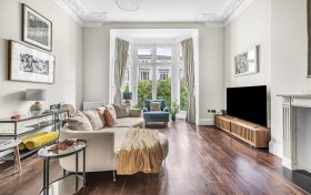 Buckland Crescent Belsize Park NW3 5DX