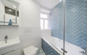 Fortune Green Road West Hampstead NW6 1DJ