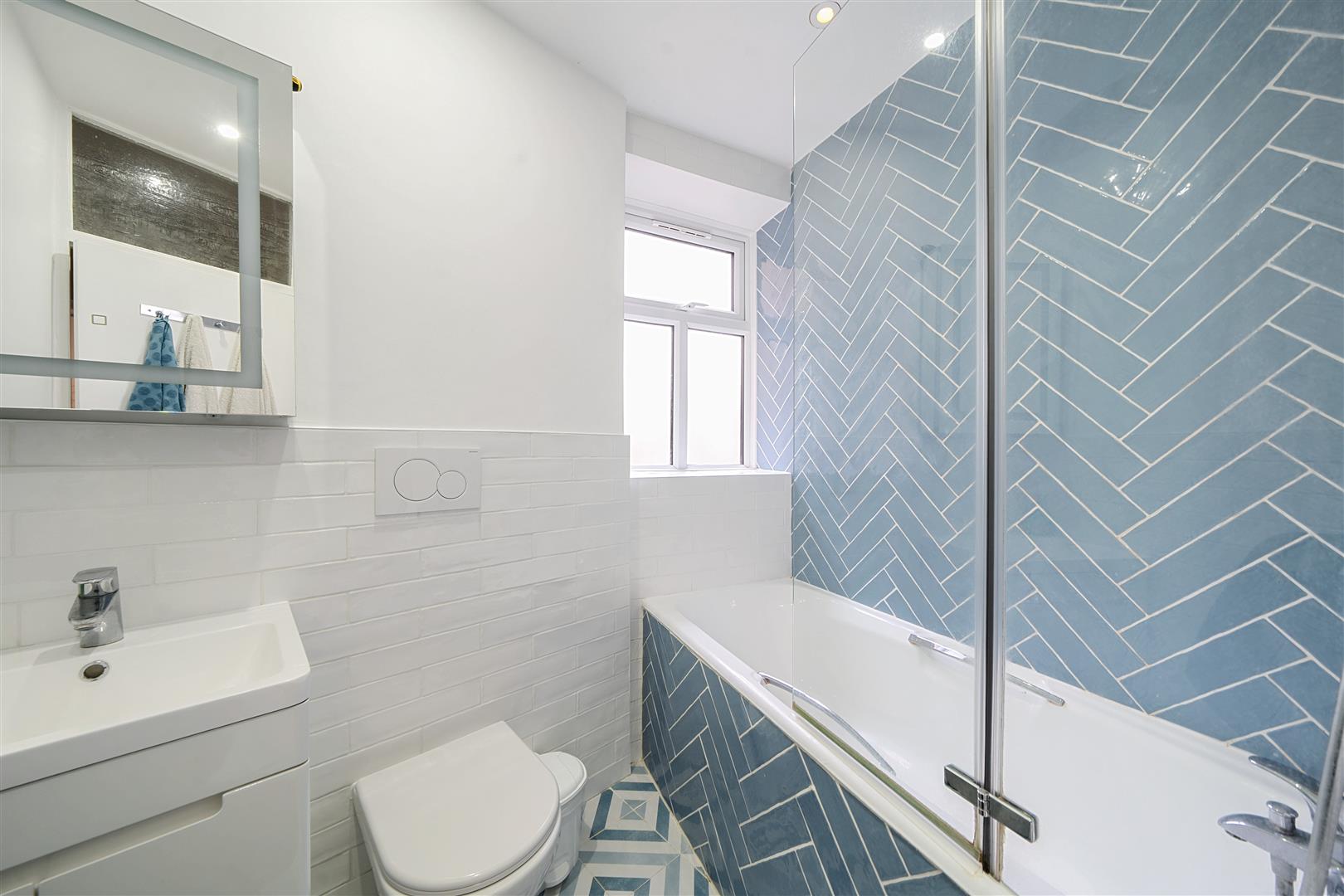 Fortune Green Road West Hampstead NW6 1DJ