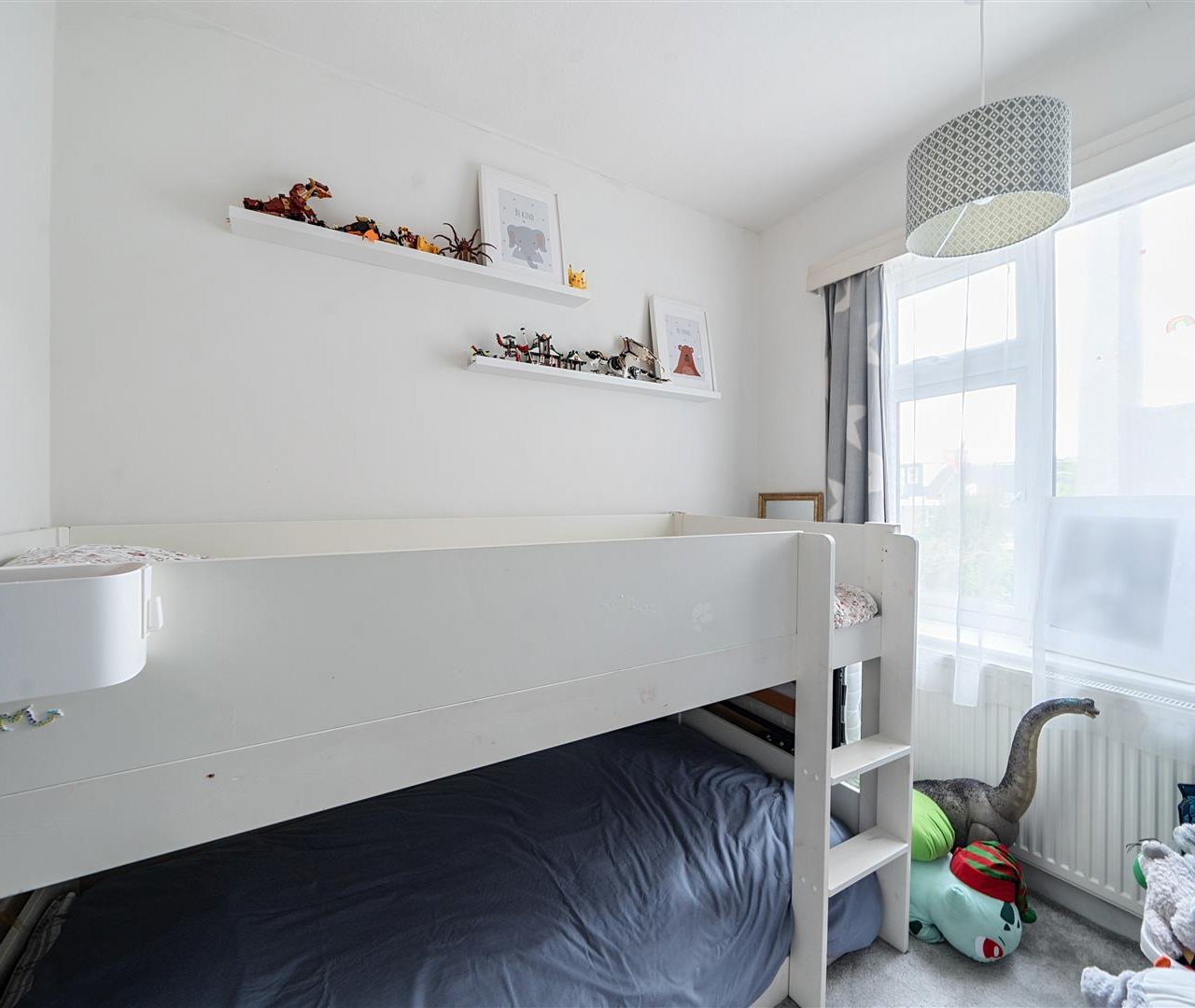 Fortune Green Road West Hampstead NW6 1DJ