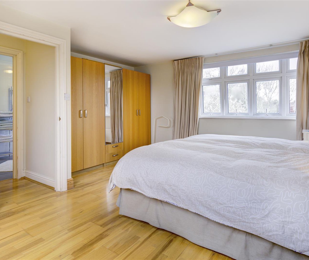 Wycombe Gardens Golders Green NW11 8AN