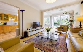 Wycombe Gardens Golders Green NW11 8AN