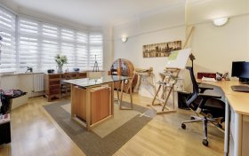 Wycombe Gardens Golders Green NW11 8AN