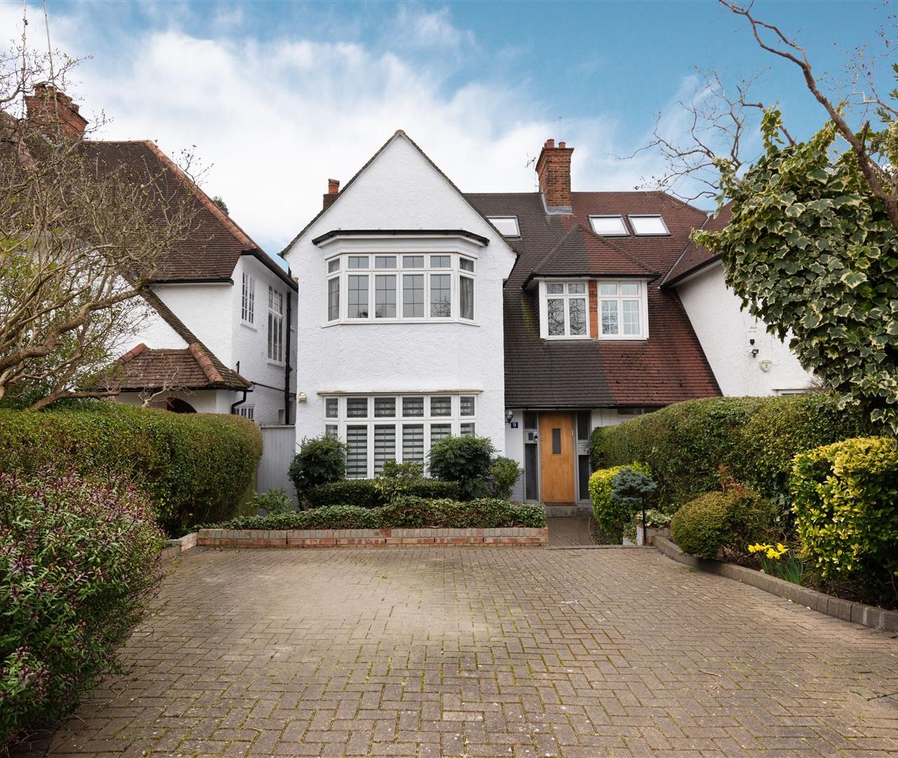 Wycombe Gardens Golders Green NW11 8AN