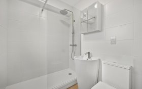 West Heath Avenue London NW11 7QU