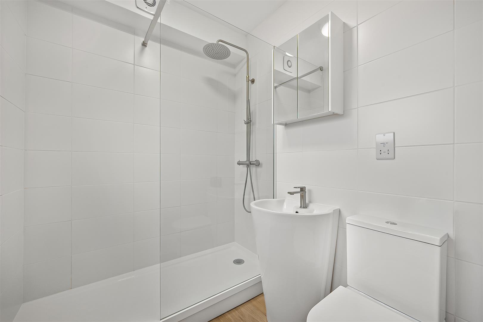 West Heath Avenue London NW11 7QU