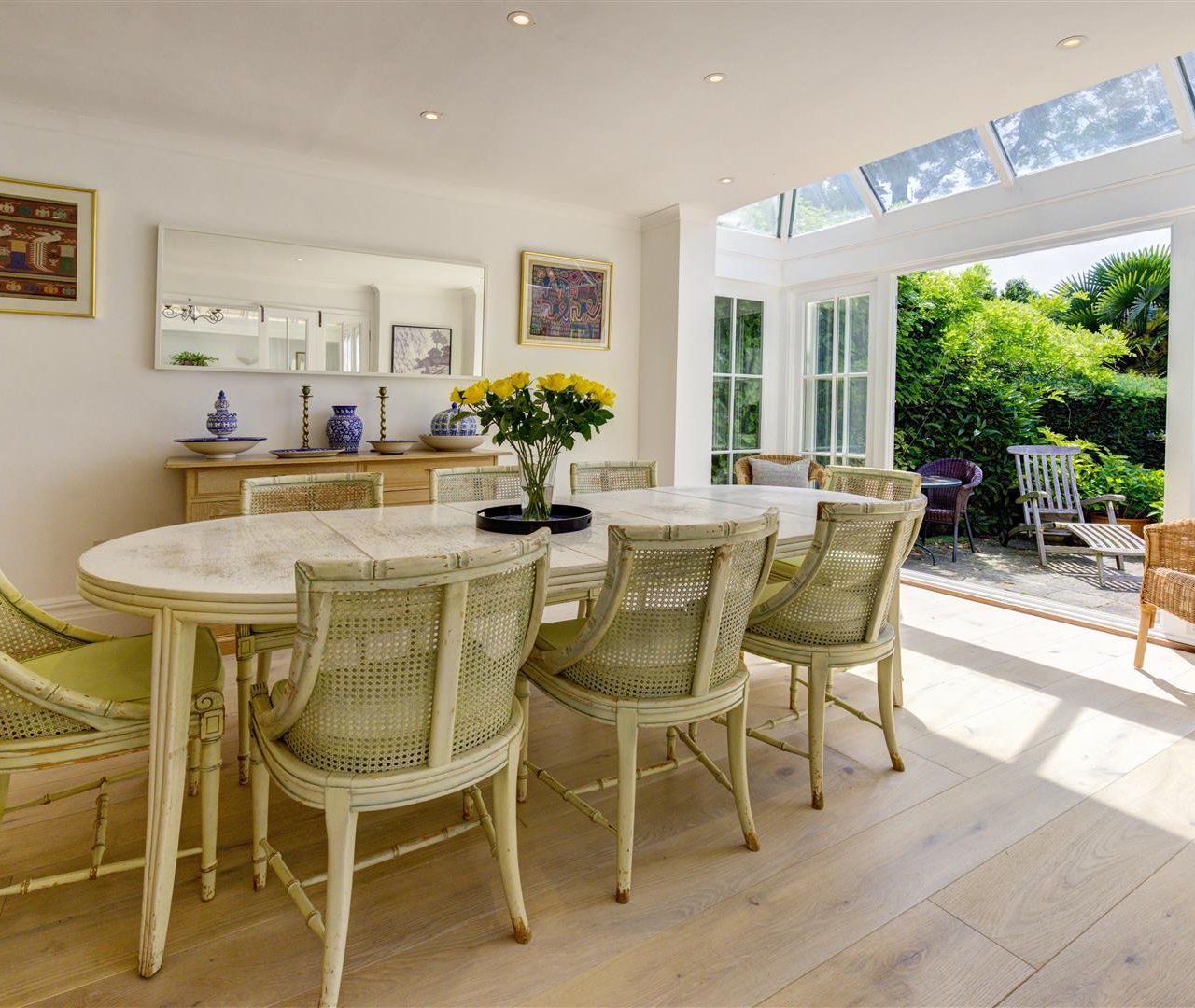 Hollycroft Avenue Hampstead NW3 7QN