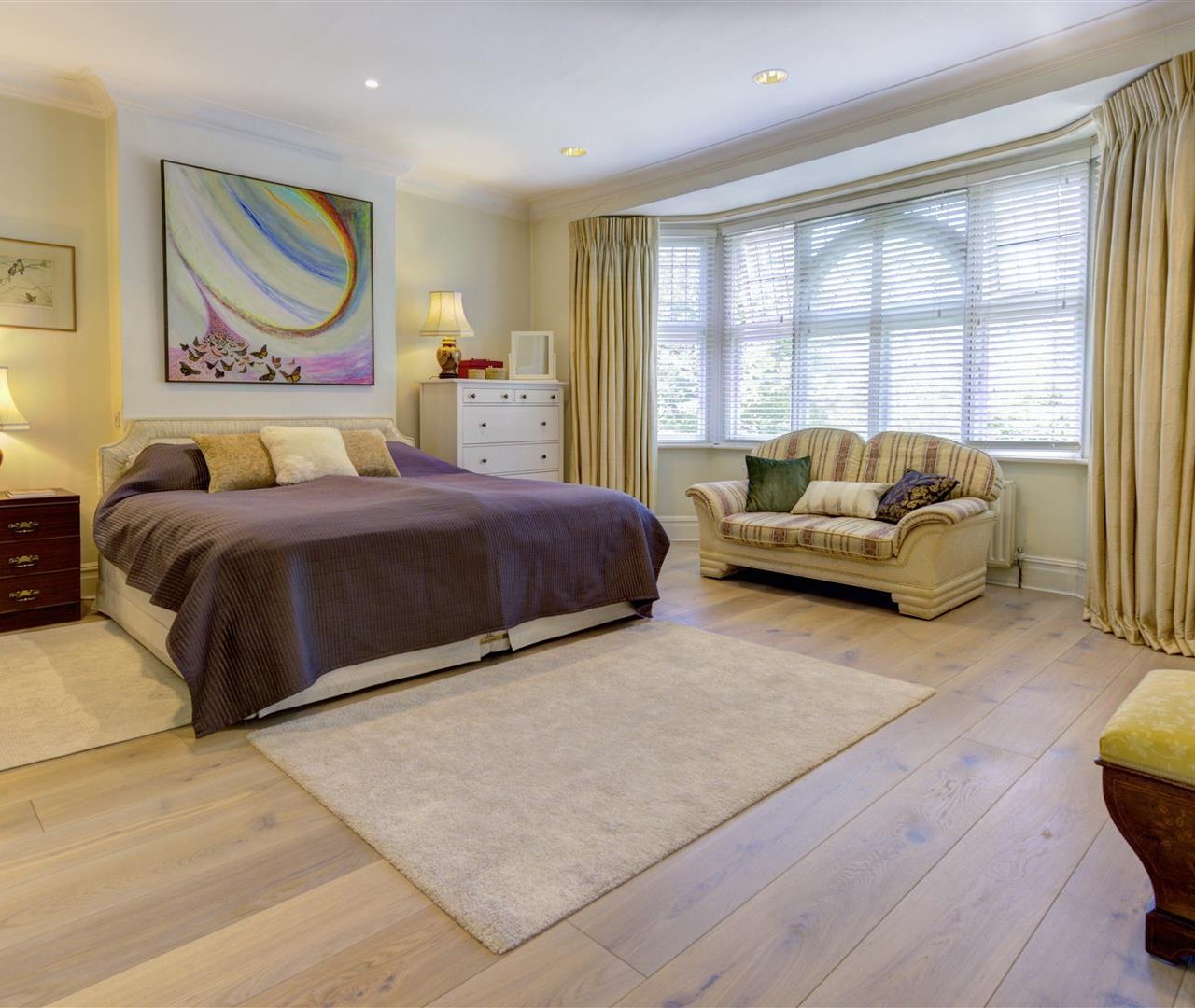 Hollycroft Avenue Hampstead NW3 7QN