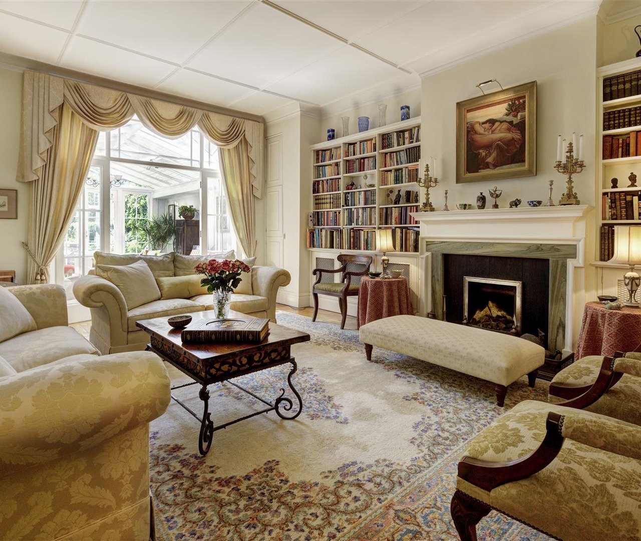 Hollycroft Avenue Hampstead NW3 7QN