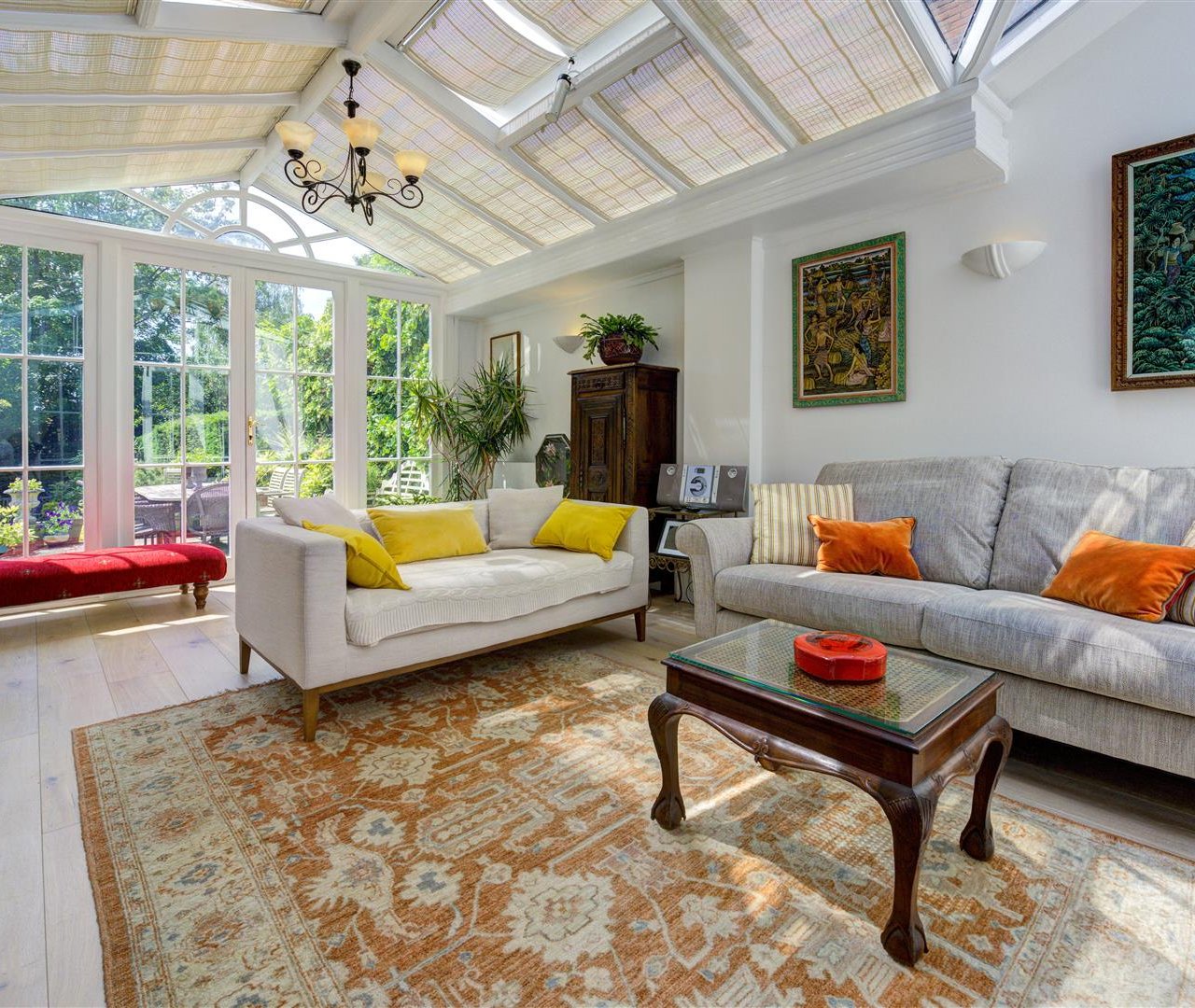 Hollycroft Avenue Hampstead NW3 7QN